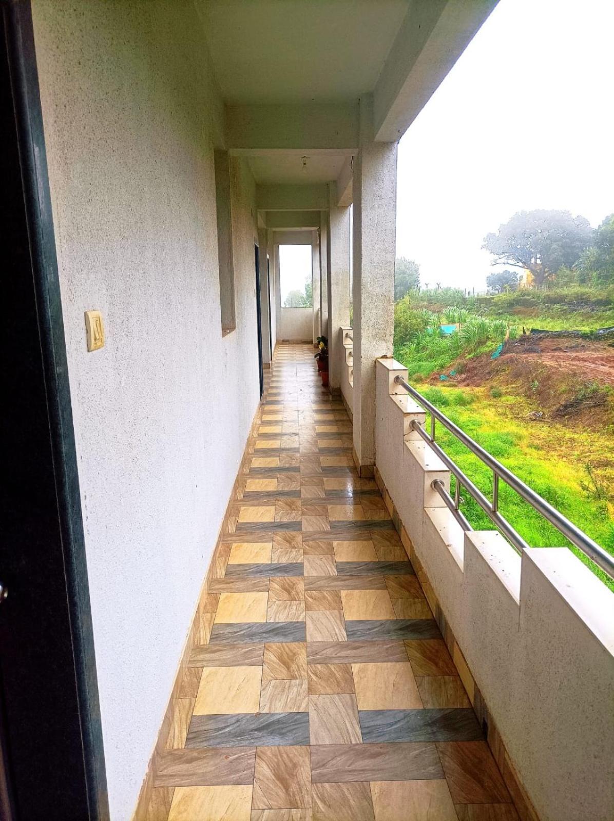 Oneness Mahableshwar Hotel Mahabaleshwar Bagian luar foto