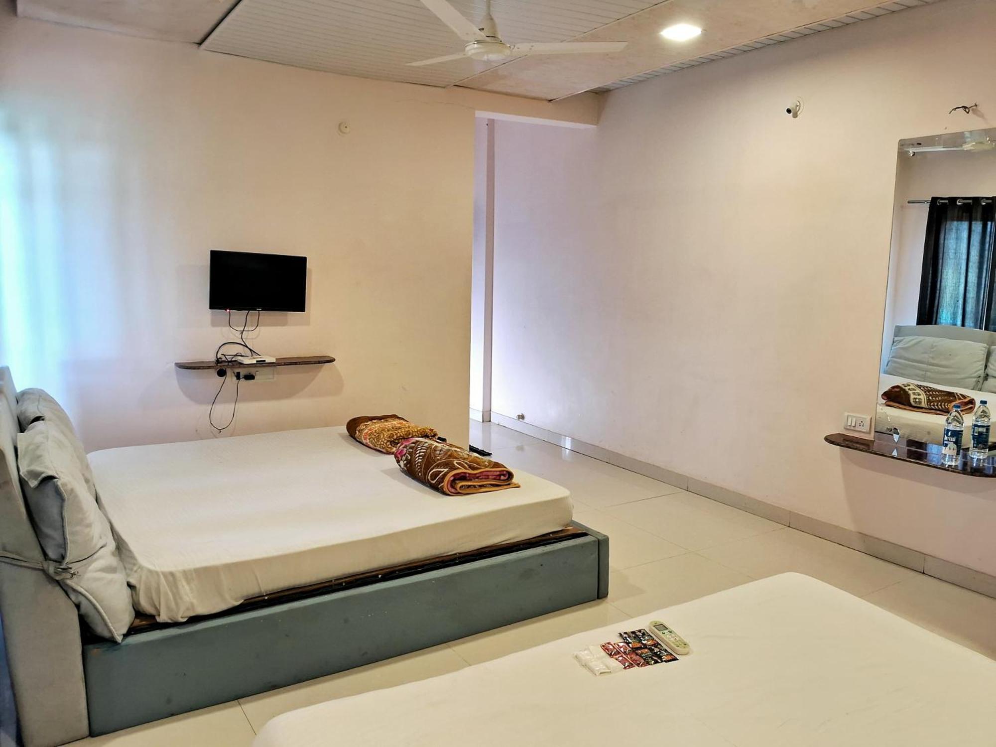 Oneness Mahableshwar Hotel Mahabaleshwar Bagian luar foto